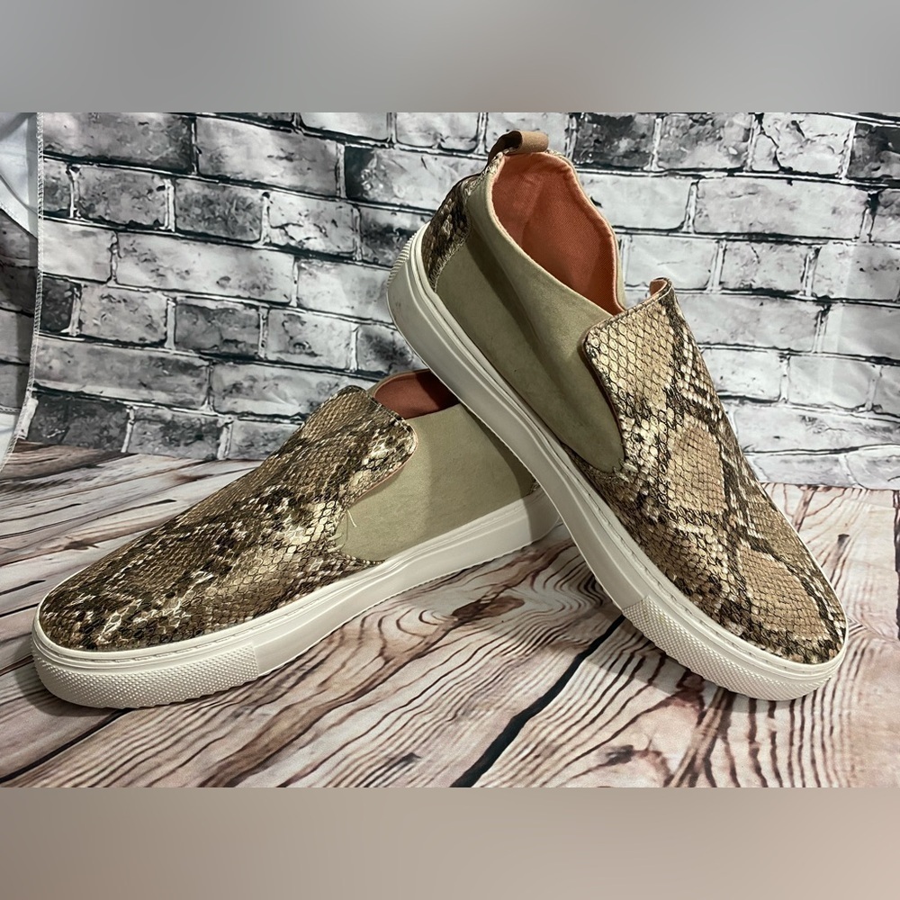 Hey Dude Peyton Shoes Women's 9 Metallic Brown Snake Embossed Slip On Sneakers